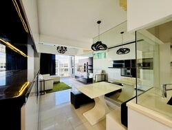 Prive (D19), Condominium #575954181
